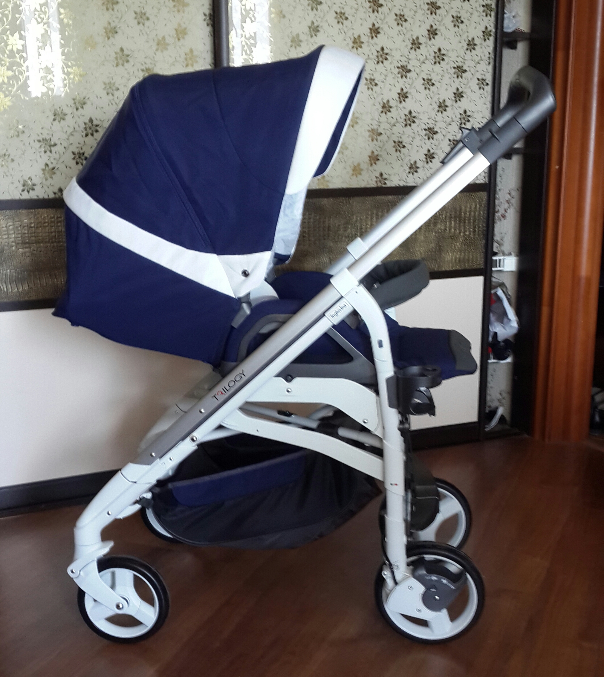 Прогулочная коляска с реверсивной ручкой. Skillmax коляска прогулочная. Коляска luxemum прогулочная с реверсивным блоком. Bliss коляска прогулочная. Прогулочная коляска luxmom с реверсивным блоком.