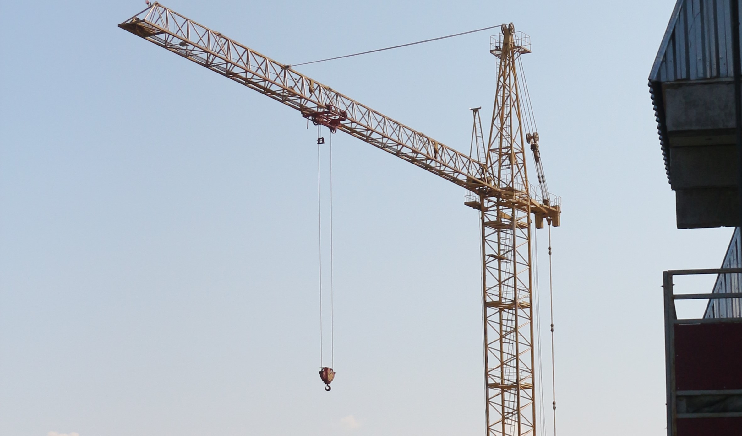 Кран потайн иго. Автокран manitowoc rt530e-2 (30т). Кабина крана. Кран без кабины. Кран без кабины.