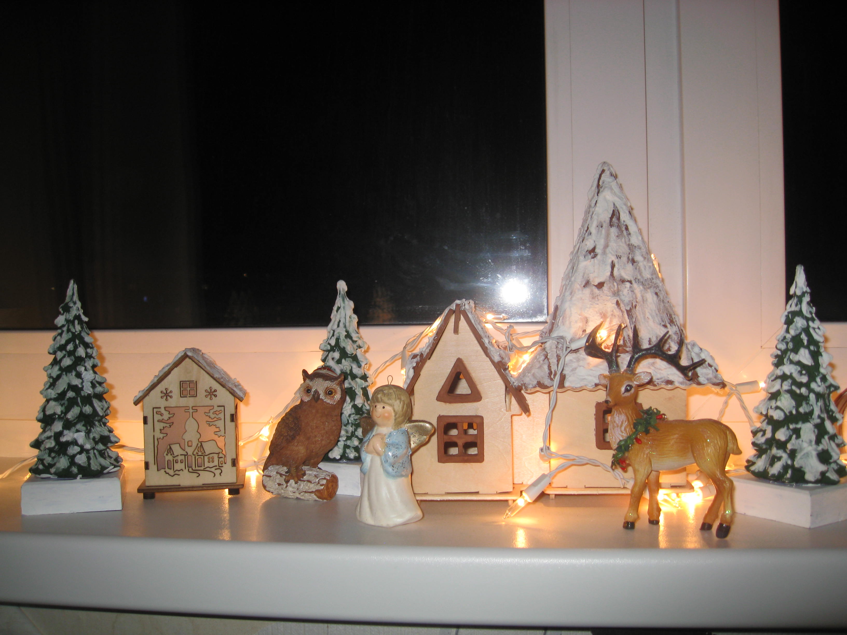 Домики на подоконнике к новому году с подсветкой своими руками