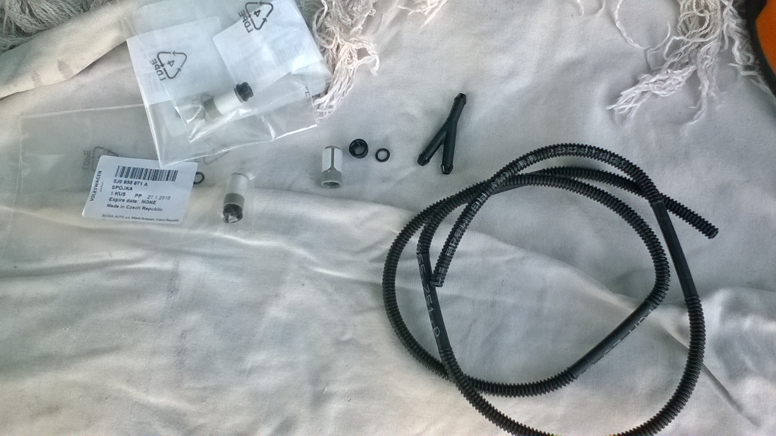 омыватель лобового стекла туарег нф. омыватель лобового стекла туарег нф. омыватель лобового стекла туарег нф. шланг омывателя лобового стекла vw touareg nf. Volkswagen touareg мотор омывателя.