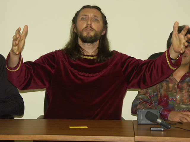 Сибирский христос виссарион. Церковь последнего завета виссариона. "церковь последнего завета" сергей тороп. Руководитель секты. Сергей анатольевич тороп виссарион.