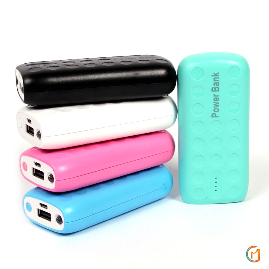 Portobello power bank 10000 mah. Portobello Power Bank 4000. Пауэр банк универсальный. Чехлы зарядки наушники реклама.