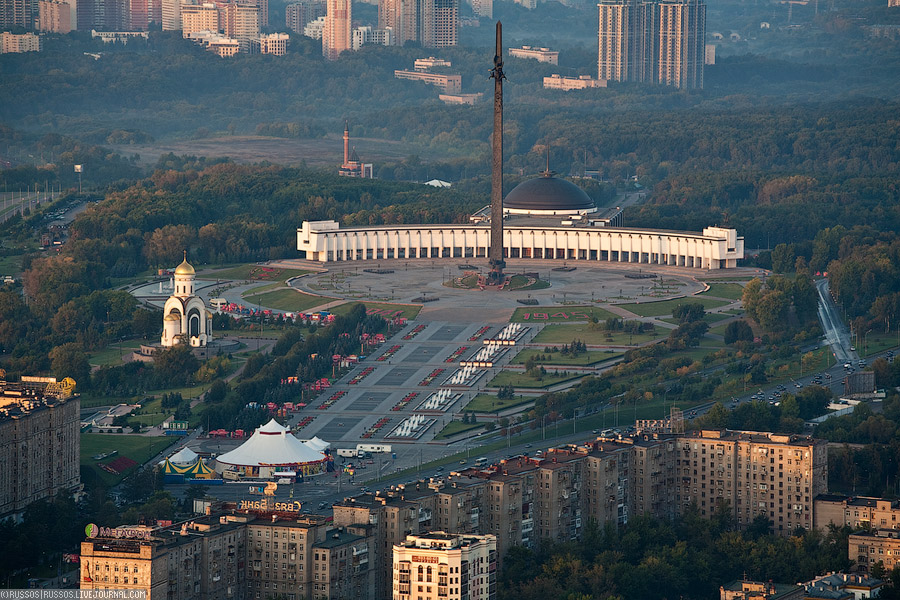 Поклонной горе в москве