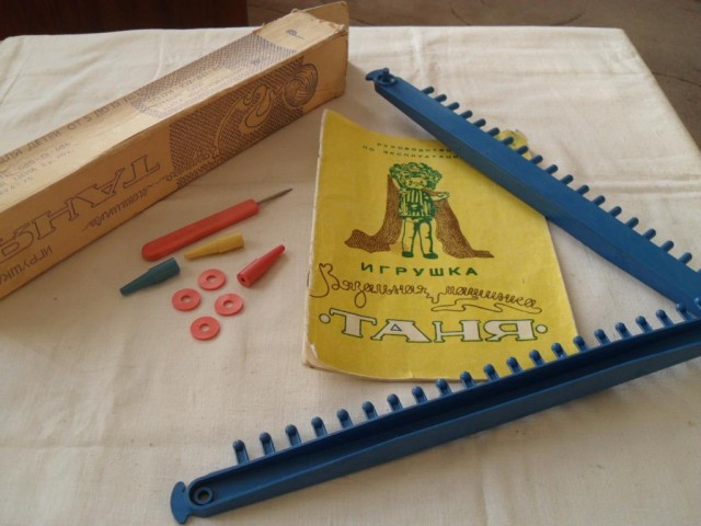 detskaya vyazalnaya mashinka tanya