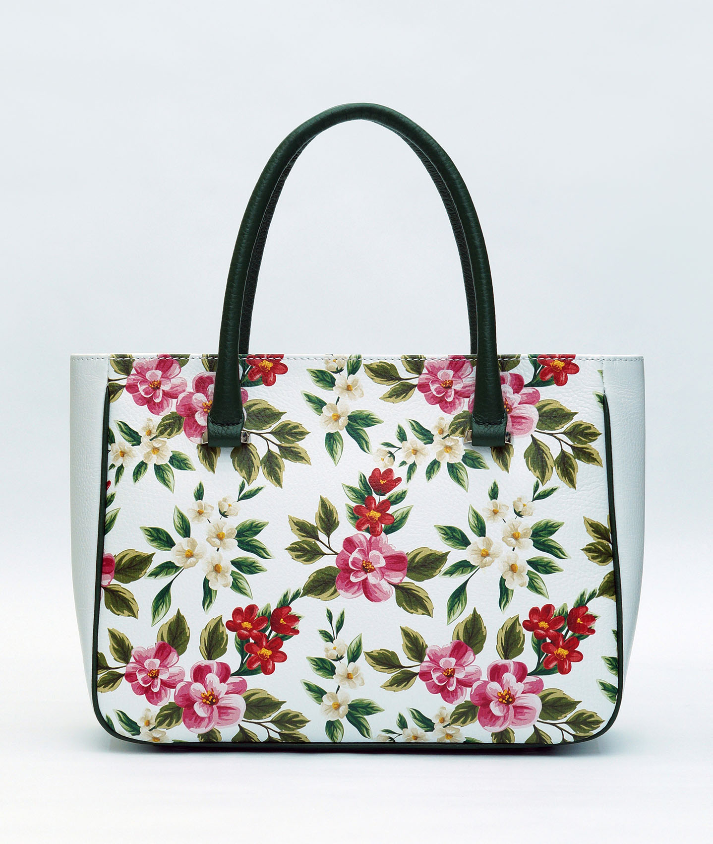 Сайт производителей сумок. Летние цветные сумки. Женская сумка летняя. Сумка в цветочек. Сумка с цветочным принтом.
