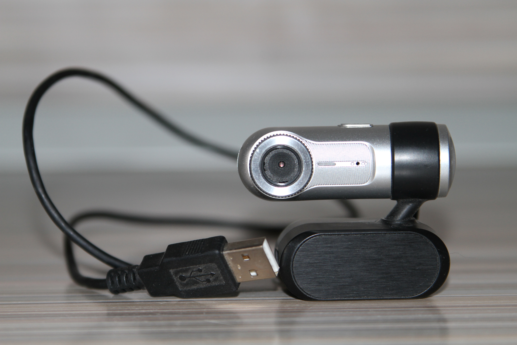 юсб веб камера. 0 megapixel. 0 megapixel. веб-камера cbr cw 855hd, black. веб-камера techsolo tca-4810 usb webcam.