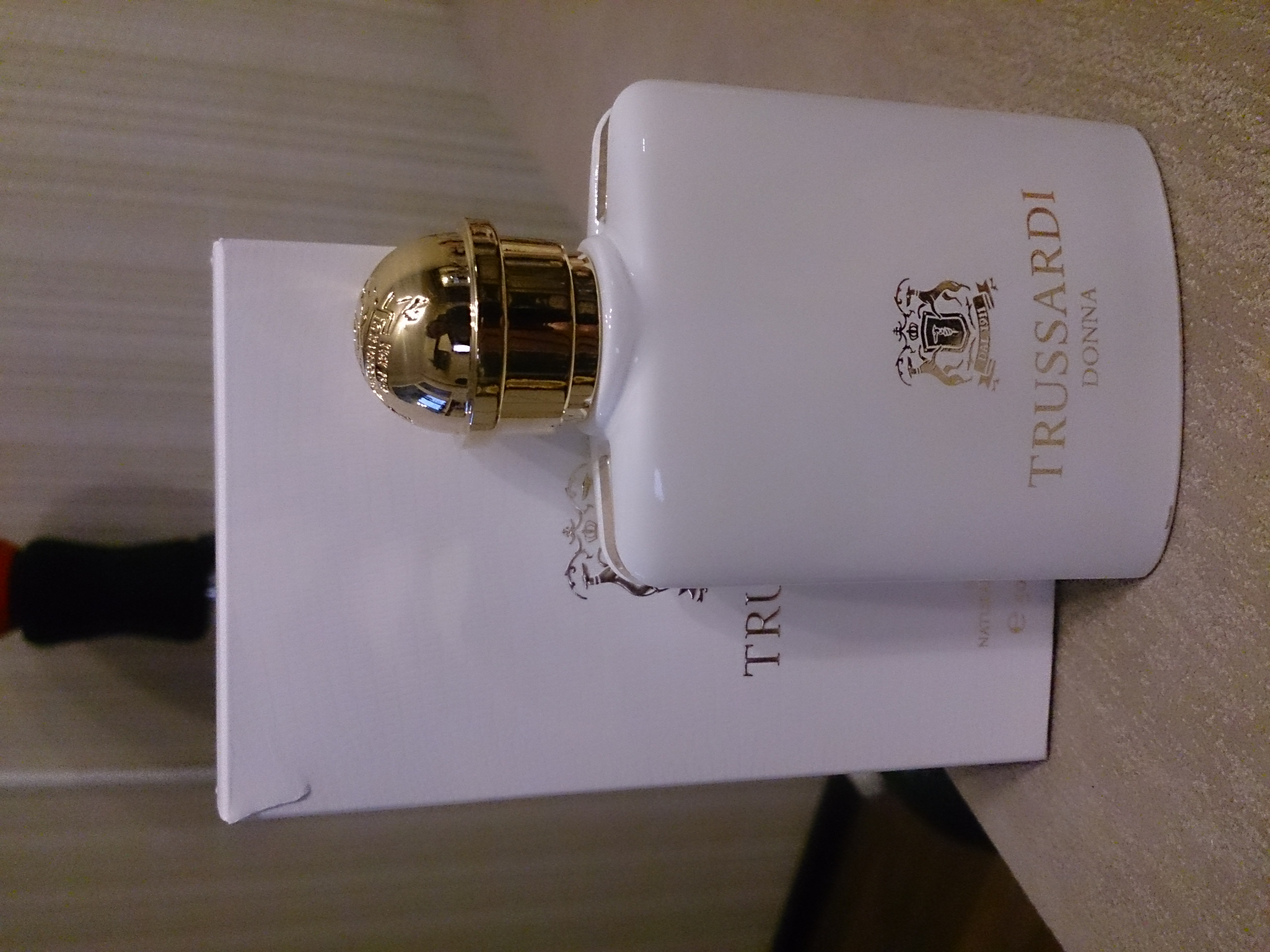 Труссарди eau de. Trussardi my scent. Духи trussardi delicate rose. Труссарди донна эссенс. Труссарди май нейм.