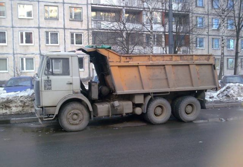 Вывоз строительного мусора КАМАЗ
