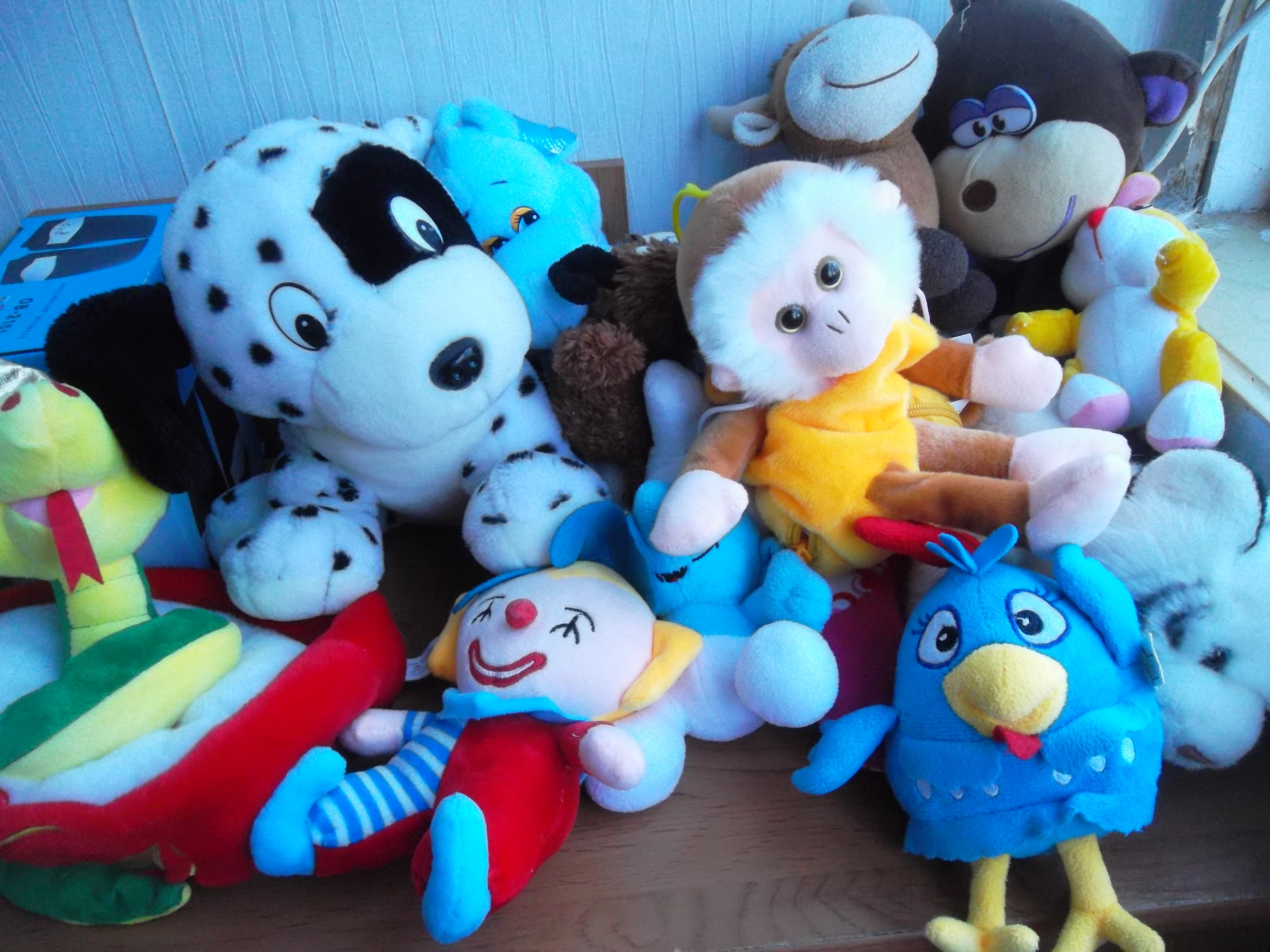 куда можно отдать мягкие игрушки. мягкие игрушки много. фото мягких игрушек в больнице. современные детские игрушки мягкие. коллекция мягких игрушек.