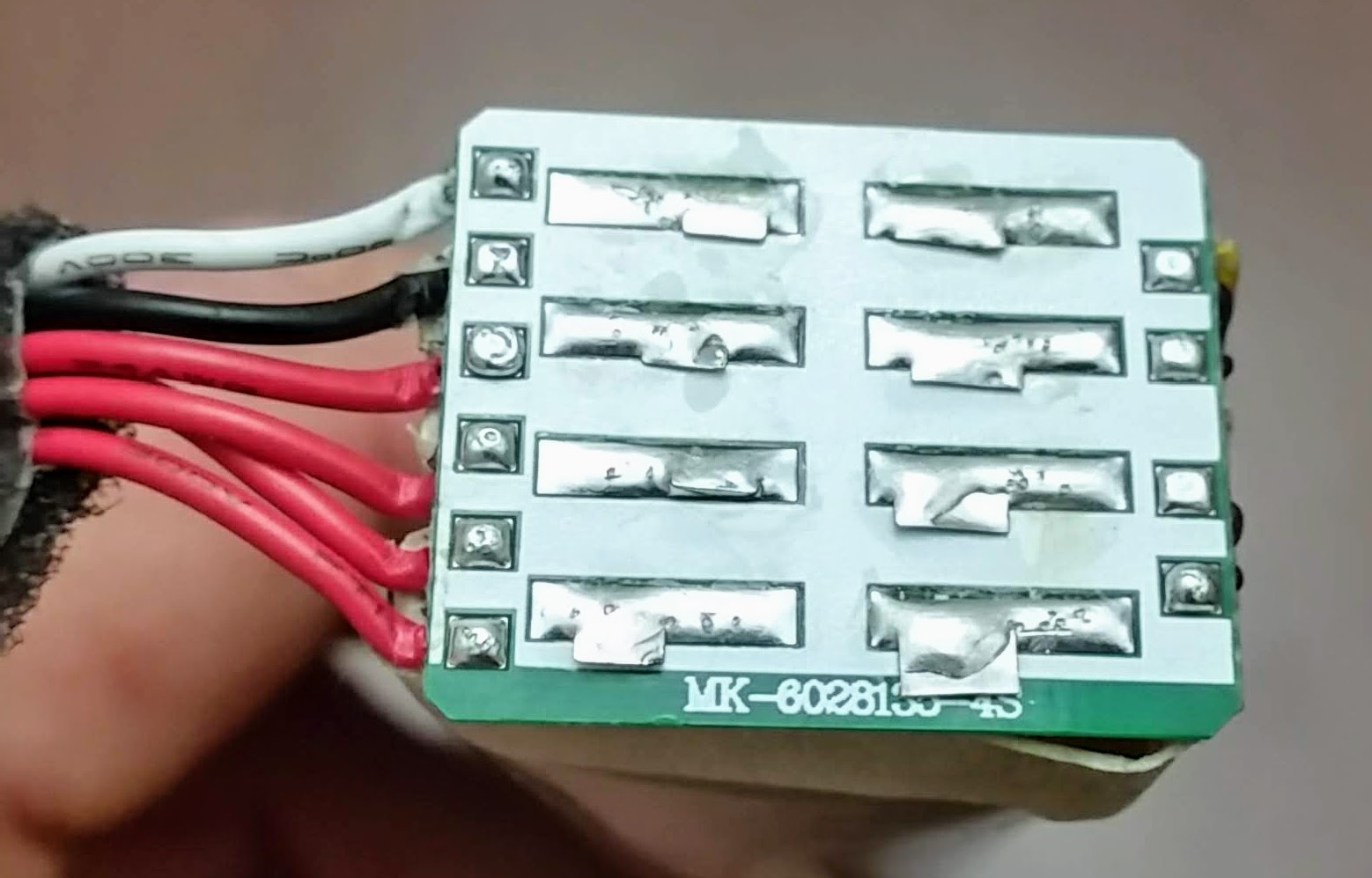 Сгорел разъем для зарядки телефона. Портативная колонка не заряжается. Sw-703. Комплектация колонок havit-a31. Алиса настрой колонку mini.