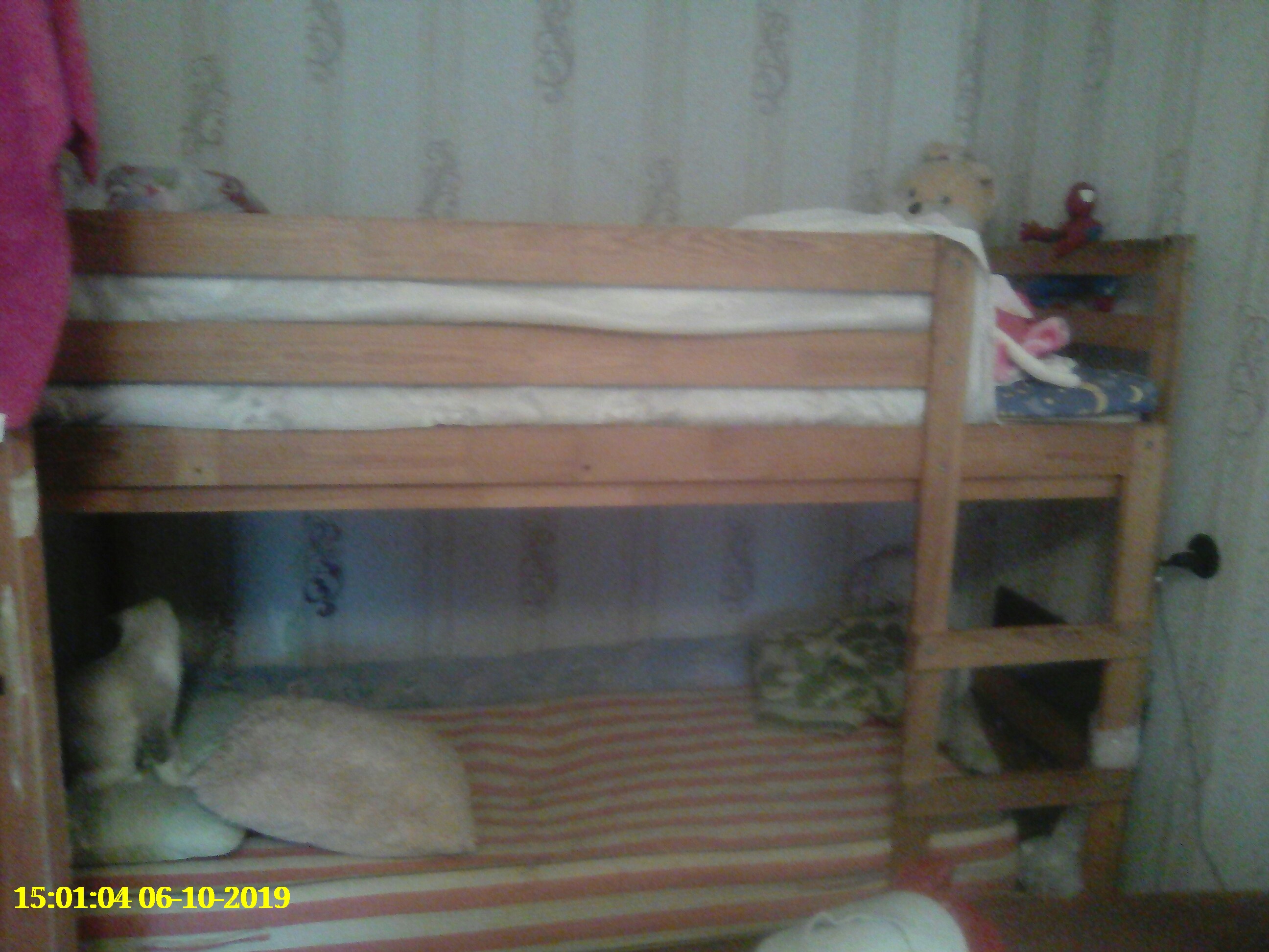 Отдам двухъярусную. Отдам двухъярусную