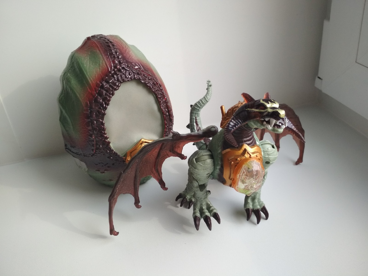 Dragon scale blox. Мега Блокс драконы в яйцах 2006. Мегаблокс дракон в Яце. Мега Блокс драконы в яйцах. Mega Bloks яйцо дракона.