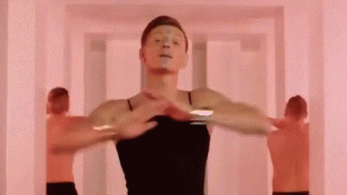 Мало половин пародия воля. Мало половин пародия воля. Бузова мало половин пародия. Мало половин пародия воля. Мало половин пародия воля.