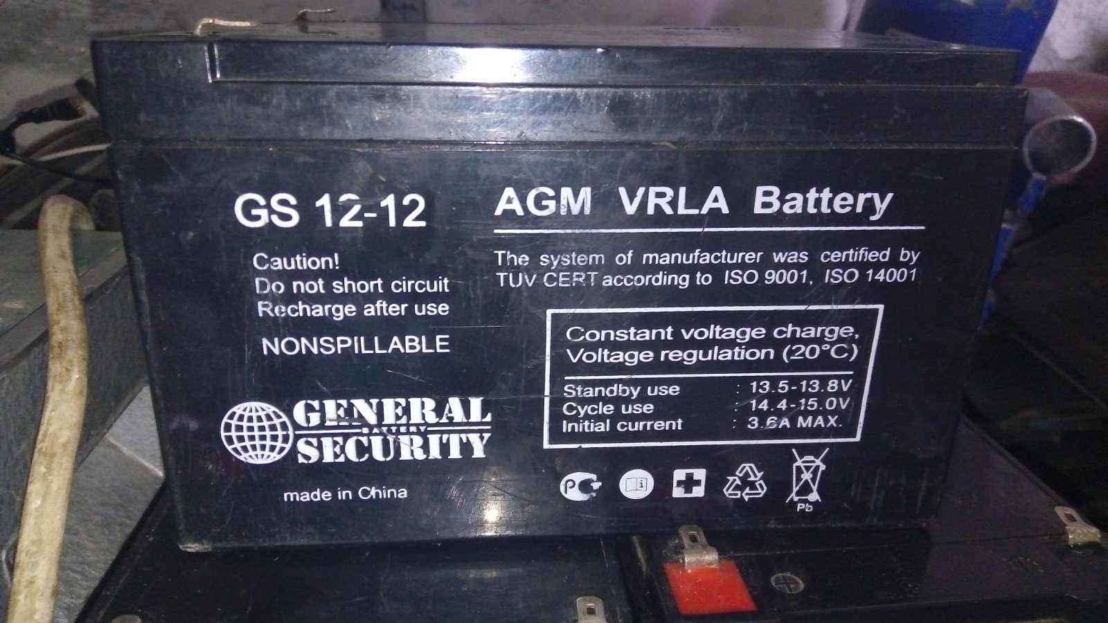 Agm аккумулятор можно заряжать. АКБ AGM ZOTA 150. АКБ AGM ln2. Заряжаем аккумулятор AGM 12v. Зарядное устройство для аккумулятора AGM 12v.