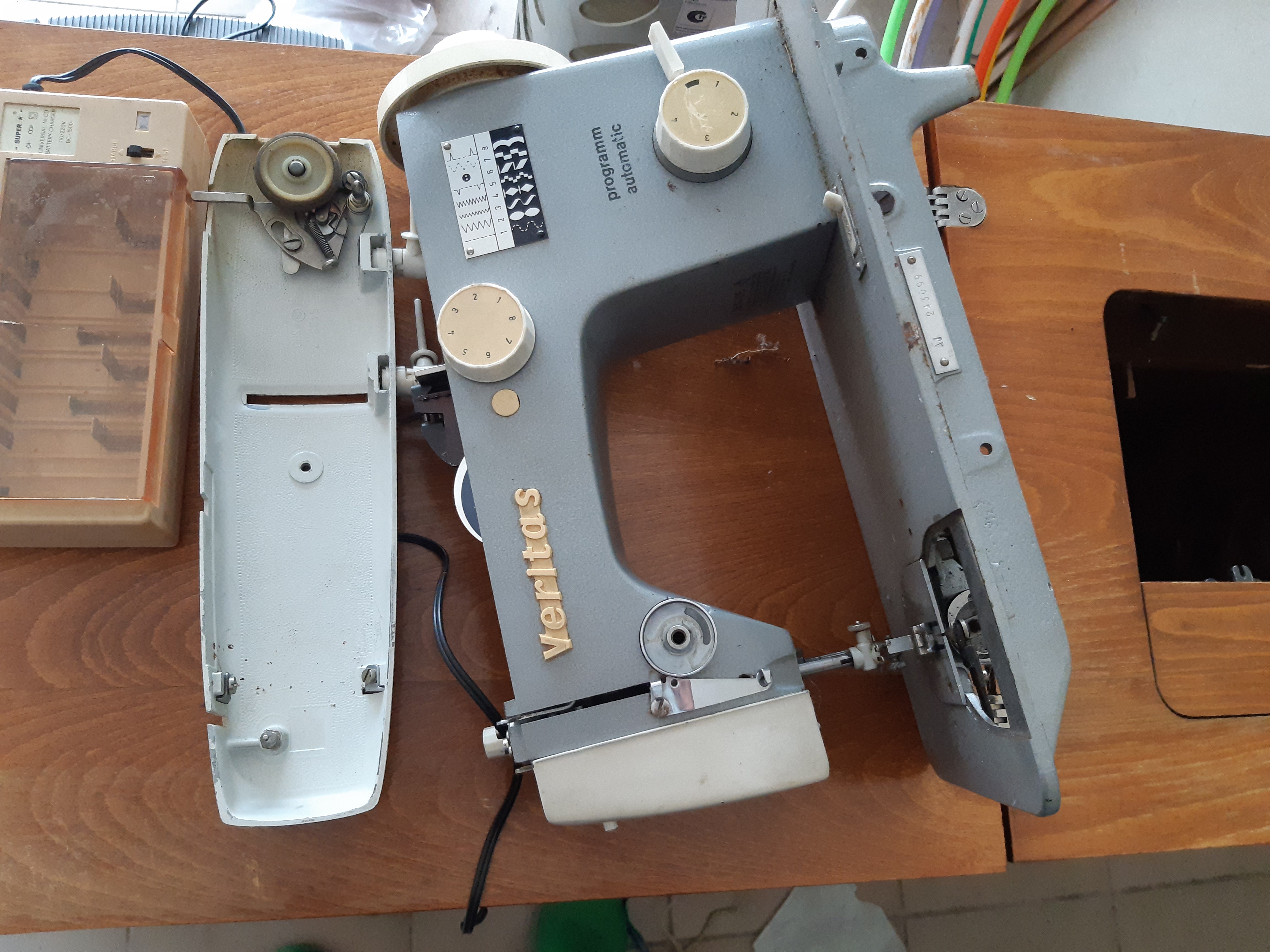 Отдам швейную машинку