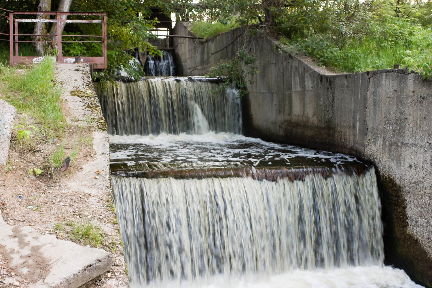 Водопад зеленый город нижегородская. Водопад Кстово зеленый город. Водопад Кудьма зеленый город. Водопад зеленый город Нижний Новгород.