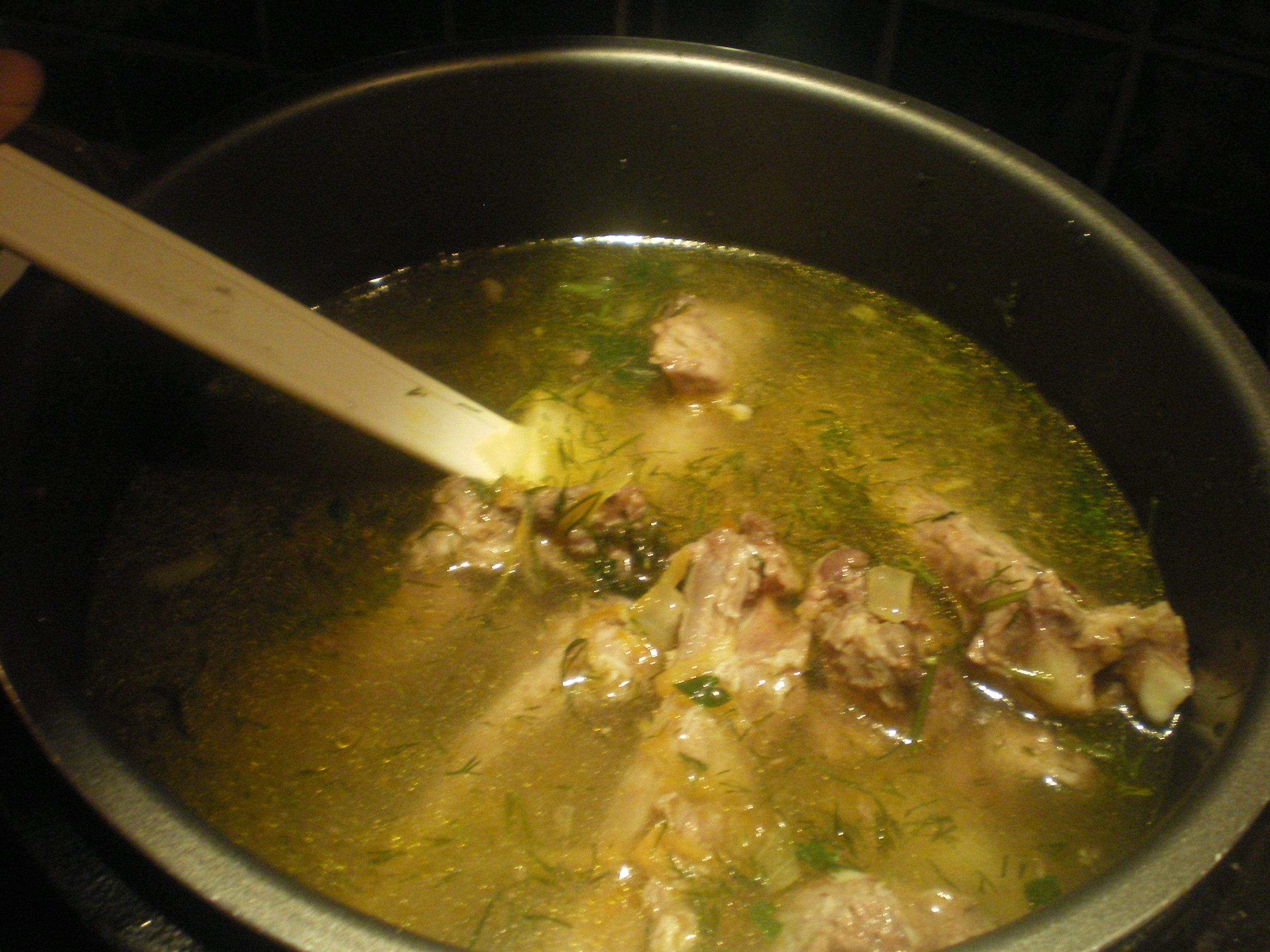 Гороховый суп с ребрышками свиными