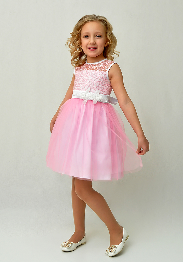 Авито саранск детские платья 122. Платья на выпускной в садике для девочек. Нарядное платье на выпускной в детский сад. Турецкие нарядные детские платья. Авито нарядное платье рост 98.