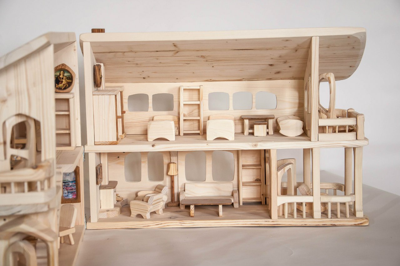 мебель для деревянного домика